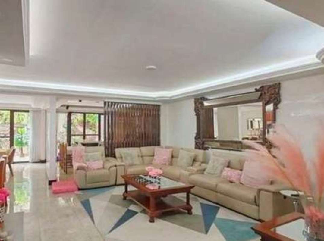 VENDO HERMOSA CASA EN CAÑADAS DE ELGIN ZONA 13 | 5 Recamaras por 550000.00 en Zona 13