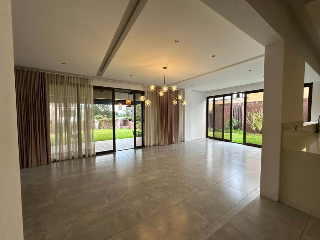 VENDO CASA CON APARTAMENTO INDEPENDIENTE, SAUSALITO CAES | 4 Recamaras por 1225000.00 en Carretera a