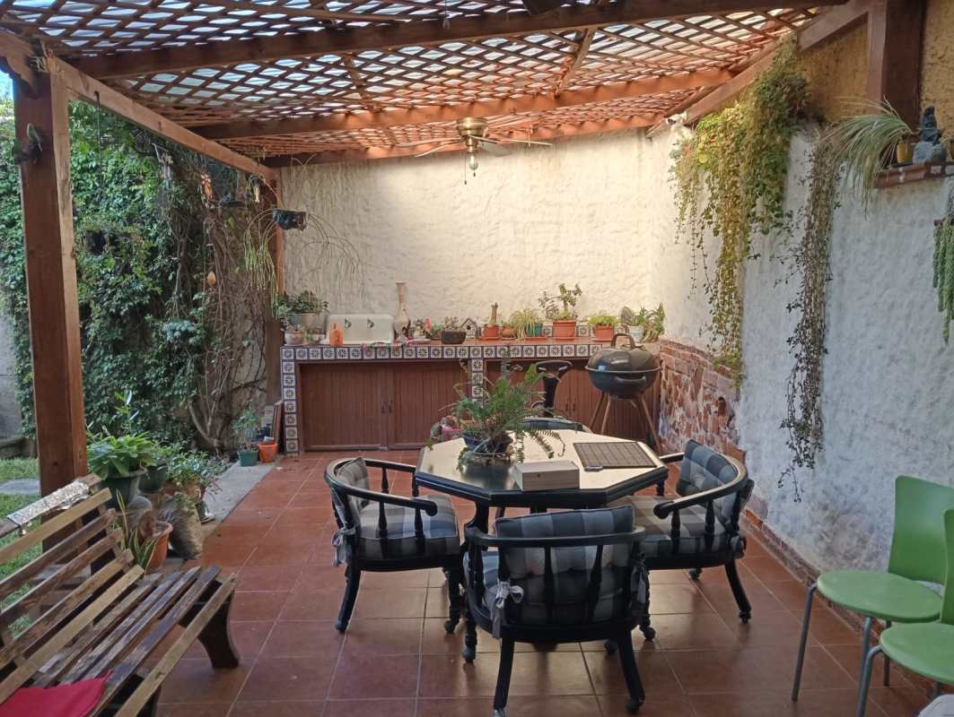 CASA EN VENTA B1 CIUDAD SAN CRISTOBAL, 3 HAB, 4 BAÑOS, 3 PARQUEOS, | 3 Recamaras por 250000.00 en Zo