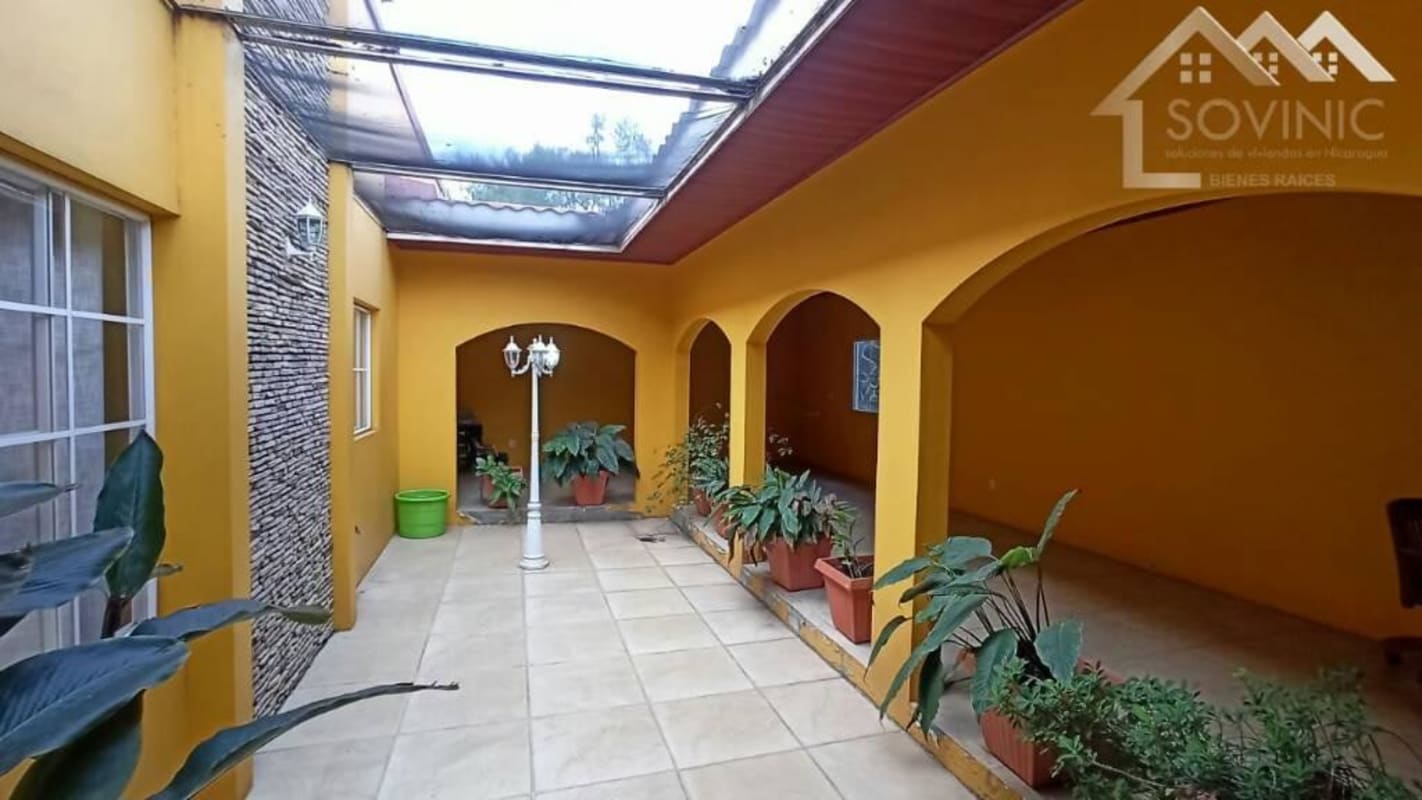 Se Venden Casa En Kilómetro 11½ Carretera Vieja León - acabados de Lujo