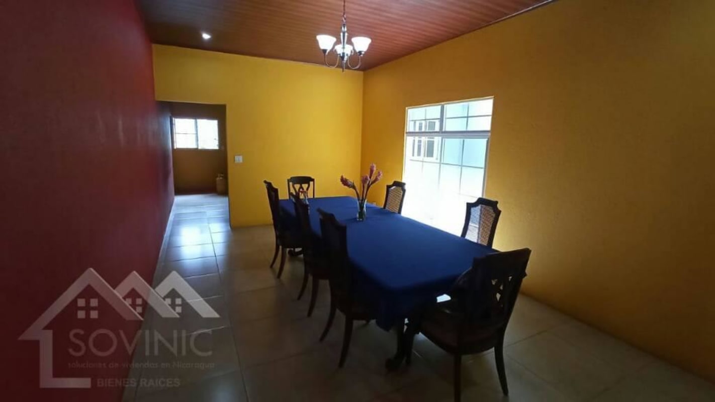 Se Venden Casa En Kilómetro 11½ Carretera Vieja León - acabados de Lujo