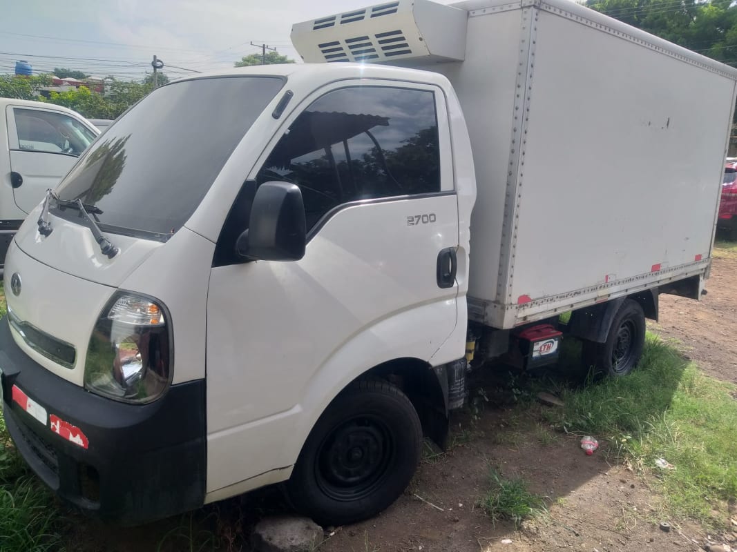 Kia KIA K2700 CON THERMO KING, AÑO 2015. MECANICO 2015 151900 km Diesel