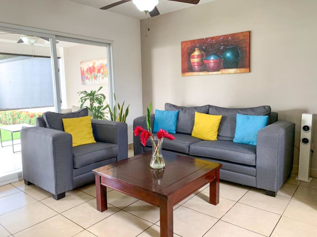 Alquiler de Alquileres Amueblados en Santo Domingo Rento con mueble