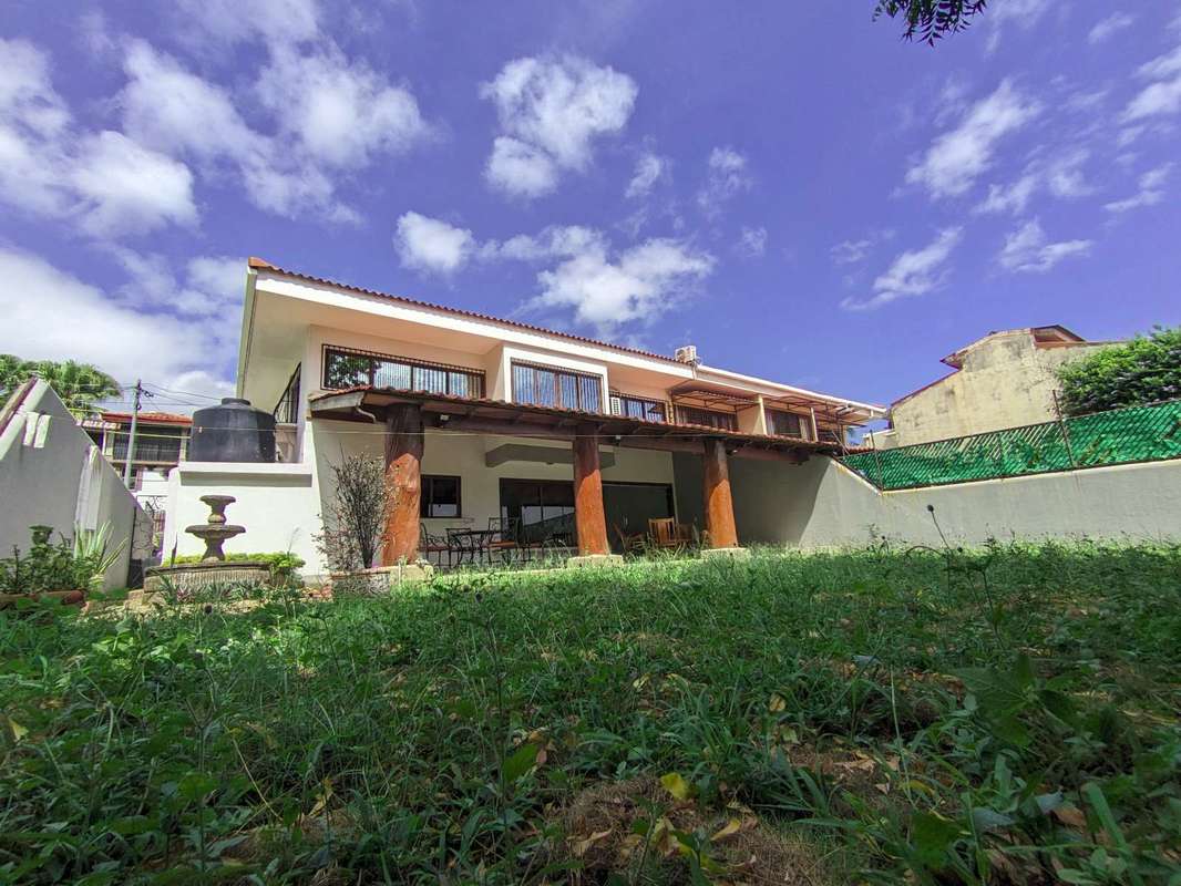 Houses in Santo Domingo | For Sale | Casa en venta y alquiler en Santo ...