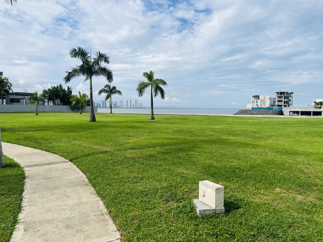 Terreno en  Ocean Reef - Isla 1
