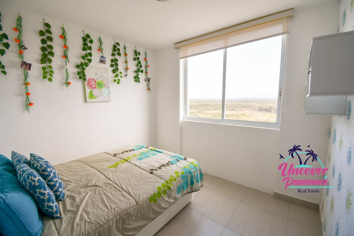 Se vende apartamento de cuatro habitaciones en Waterways Playa Blanca