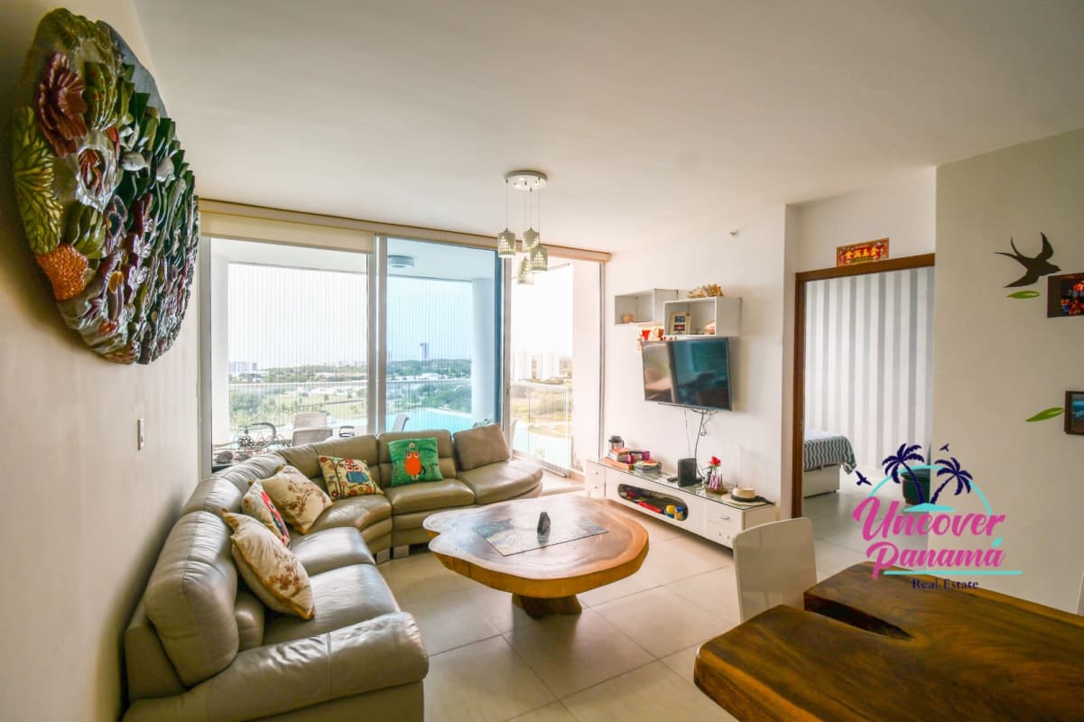 Se vende apartamento de cuatro habitaciones en Waterways Playa Blanca