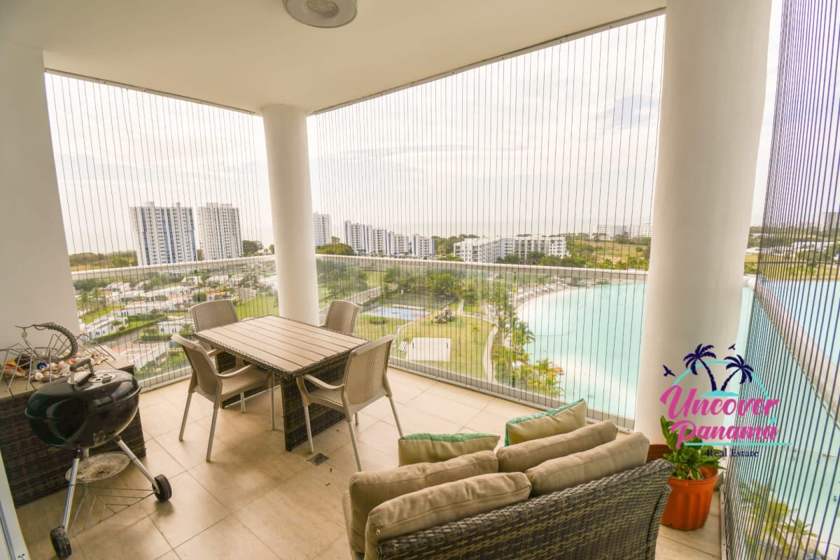 360-view apartment in Waterways, Playa Blanca.