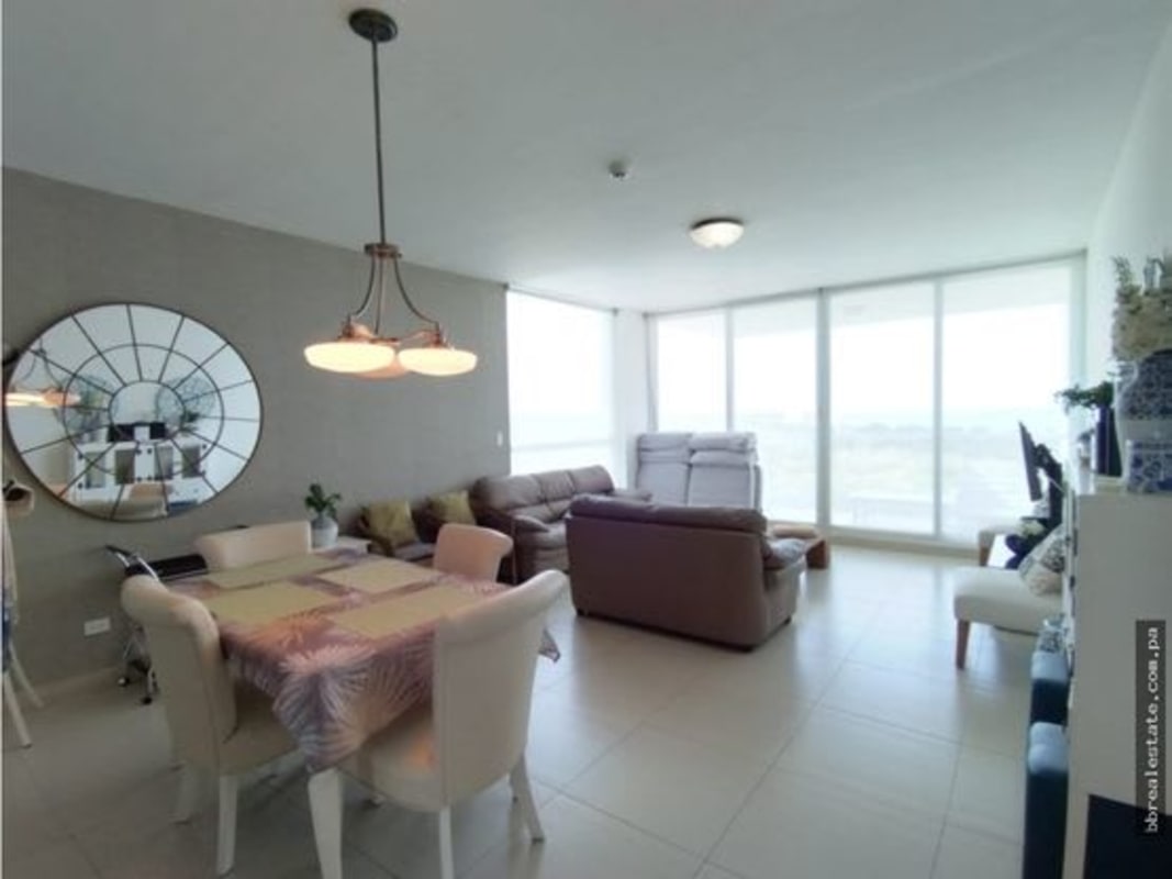 APARTMENT FOR SALE IN PLAYA BLANCA, PH OCEAN ll