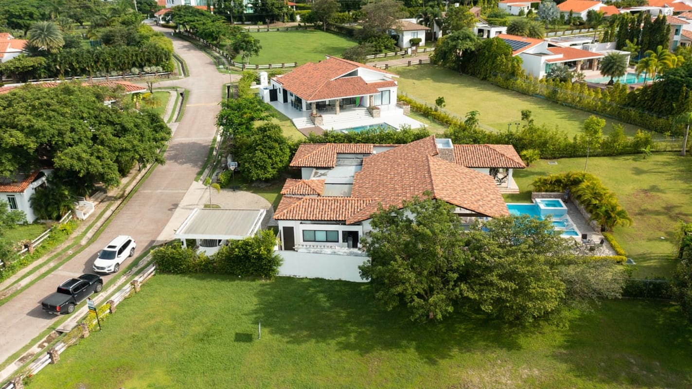Venta de casa de playa, Punta Barco Village