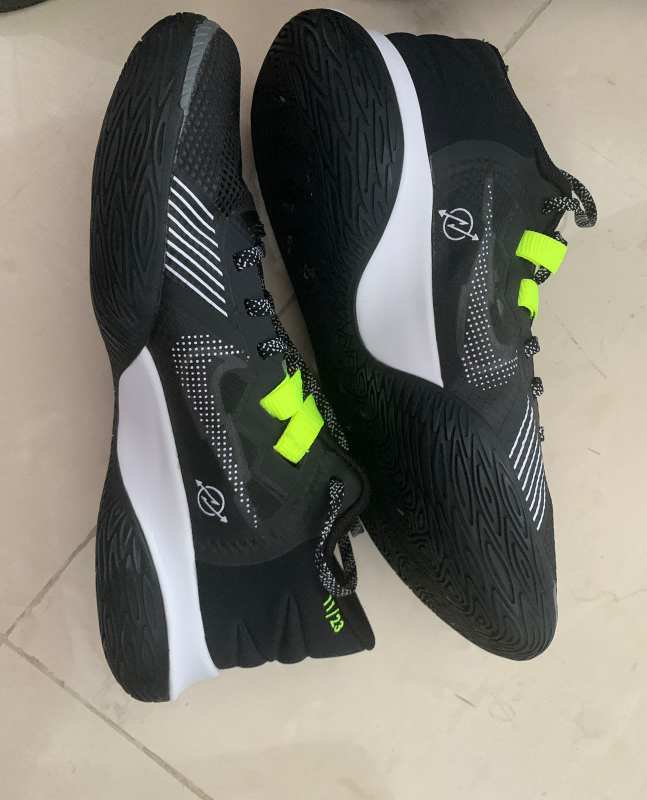Size 8.5 Nike Kyrie Flytrap 5 Panama