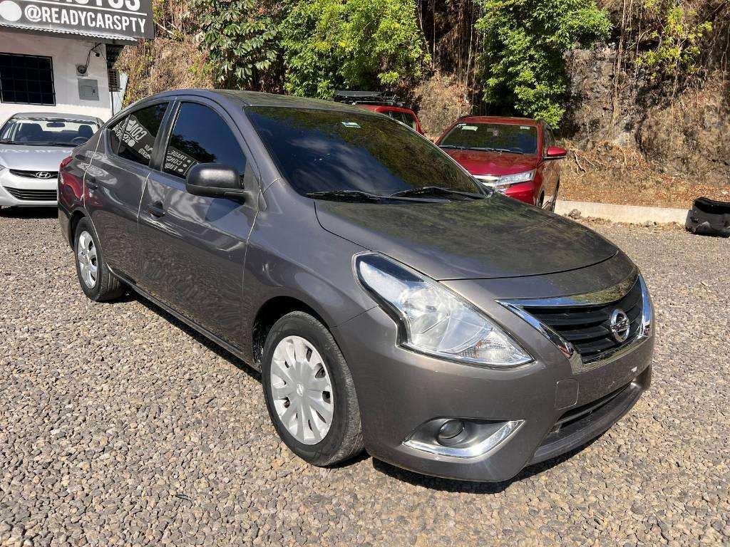 Nissan Versa 2018 83000 km Gasolina Automática en Tumba Muerto | NISSAN ...