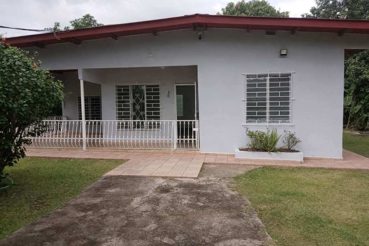 Casas en alquiler en La Chorrera | Casa en alquiler -Altos de San ...