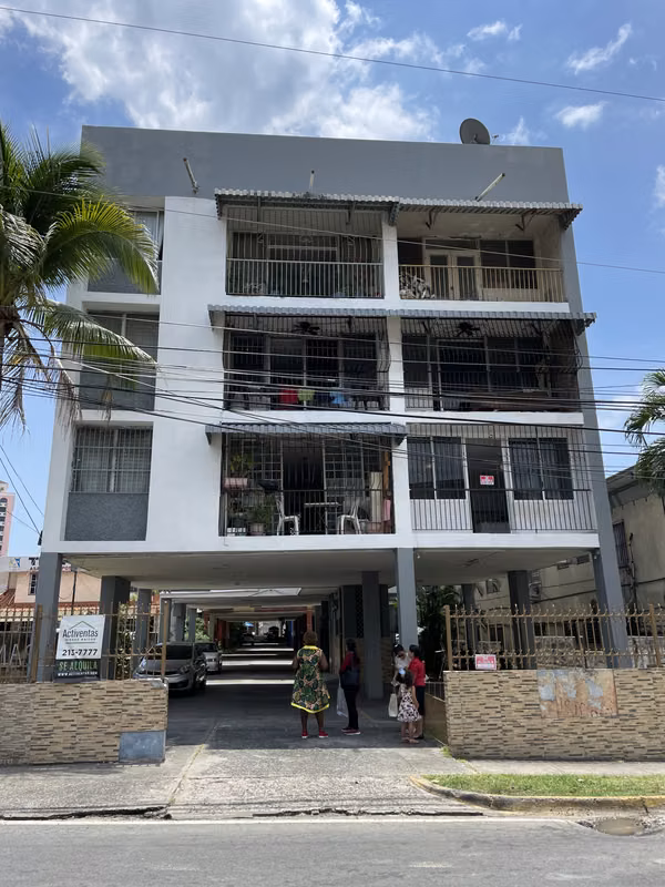 Apartamento de Una Recamara, Centrico, cerca de la estación de tren