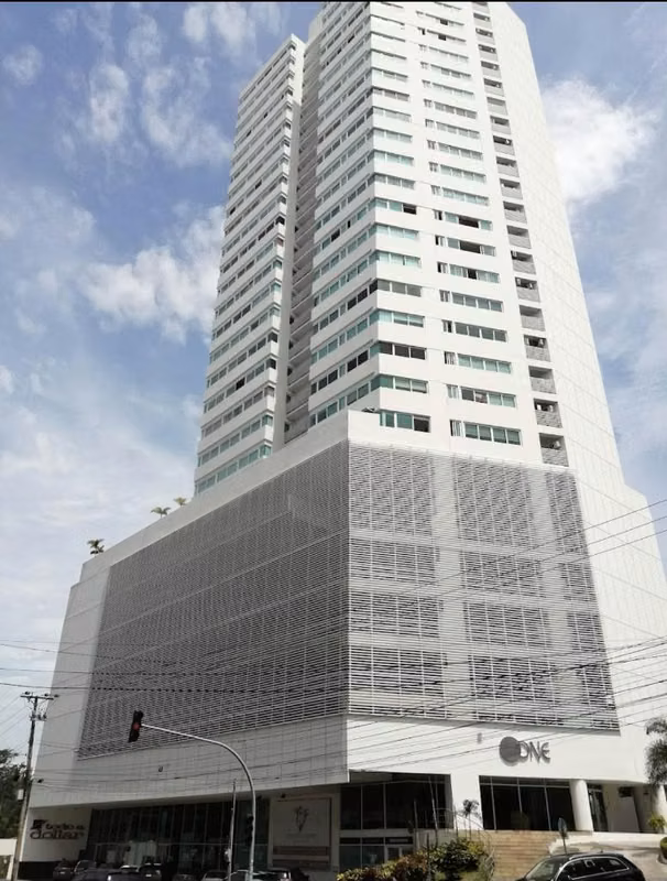 Hermoso Apartamento en San Francisco! Al lado del Parque Omar! PH Tee One