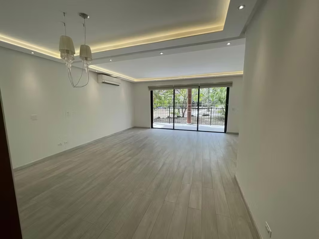 Alquilo Apartamento en Embassy Club Clayton DC