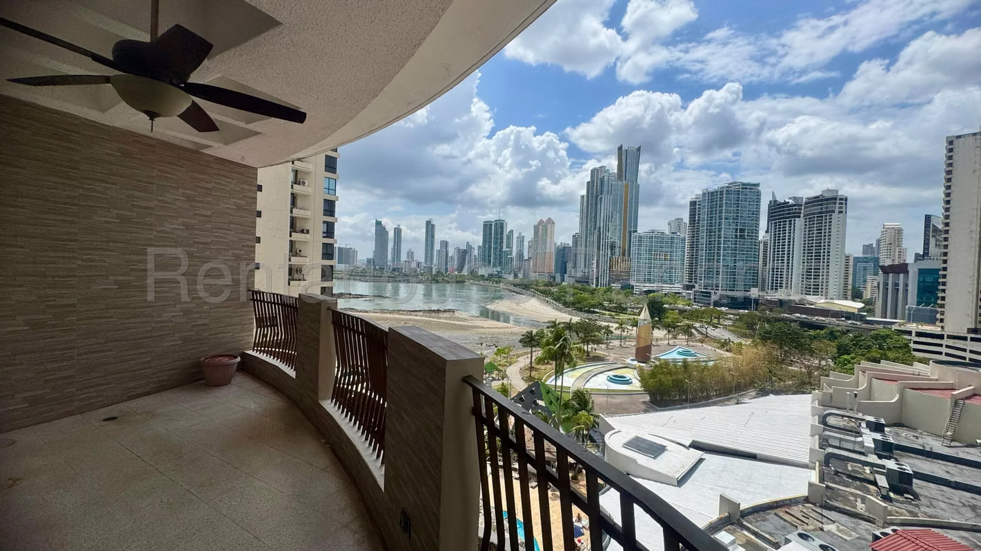 Se Alquila Apartamento en Paitilla YDU