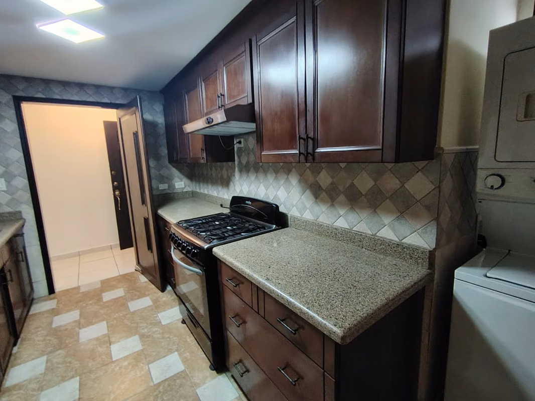 Apartamento en Venta en San Francisco | 130m² | $230,000 3 habitaciones 2 baños