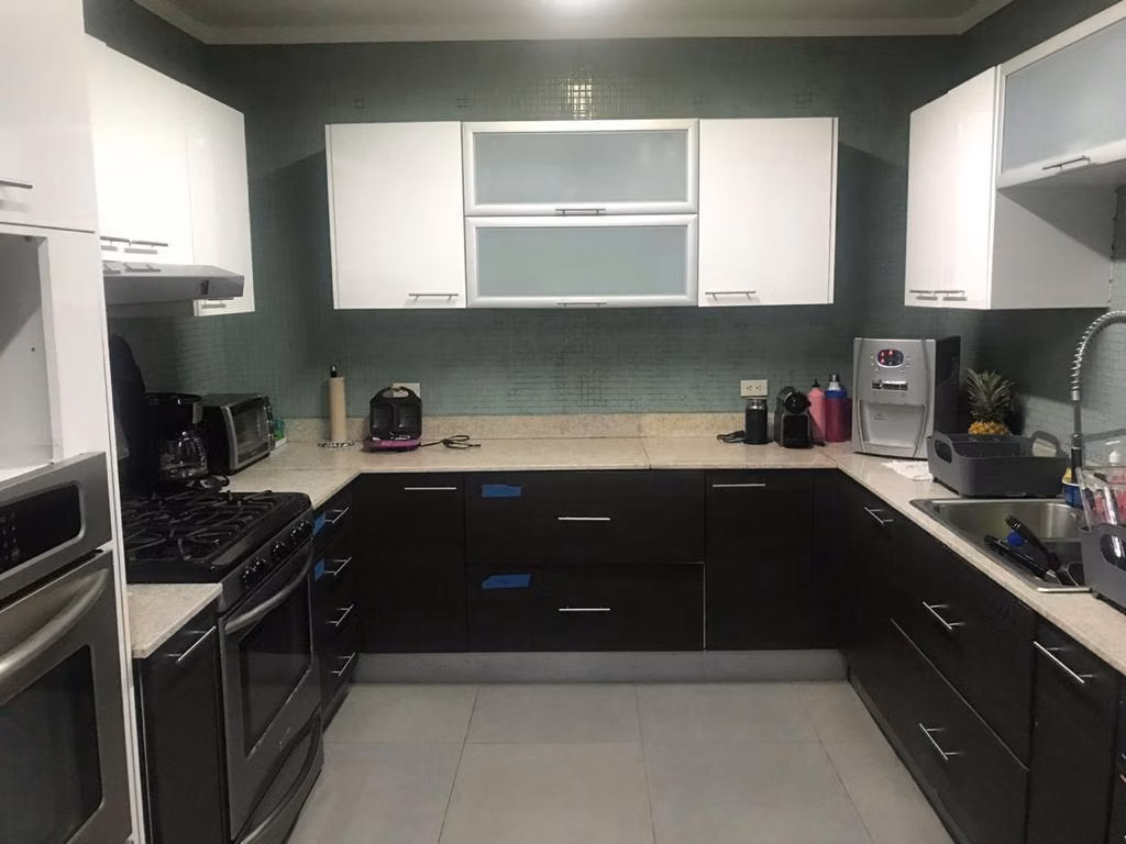 Melissa Foster Luxury Vende Espectacular Apartamento en Los Delfines Avenida Balboa MFR2041