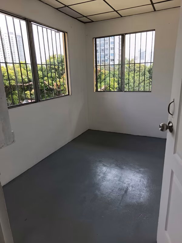 Se alquila apartamento en Carrasquilla, 600$ disponibilidad inmediata.
