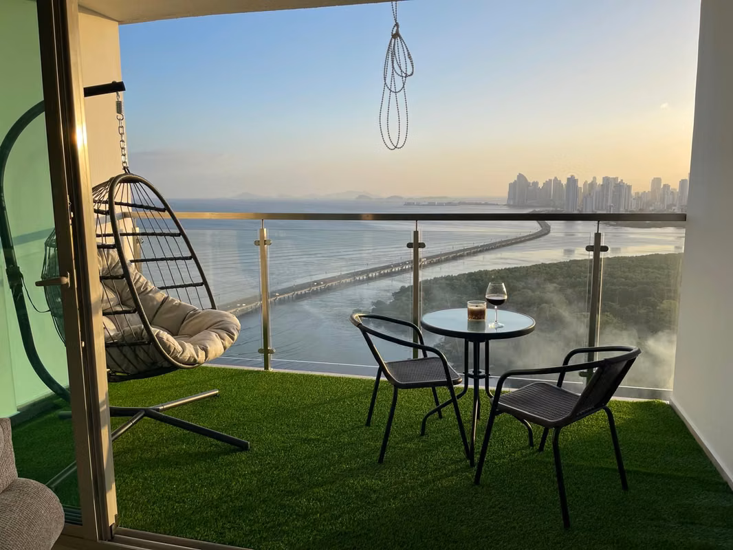 Alquiler de Apartamento en Costa del Este, PH Bali