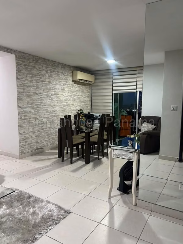 Apartamento en Alquiler en Costa del Este 27AECC2300