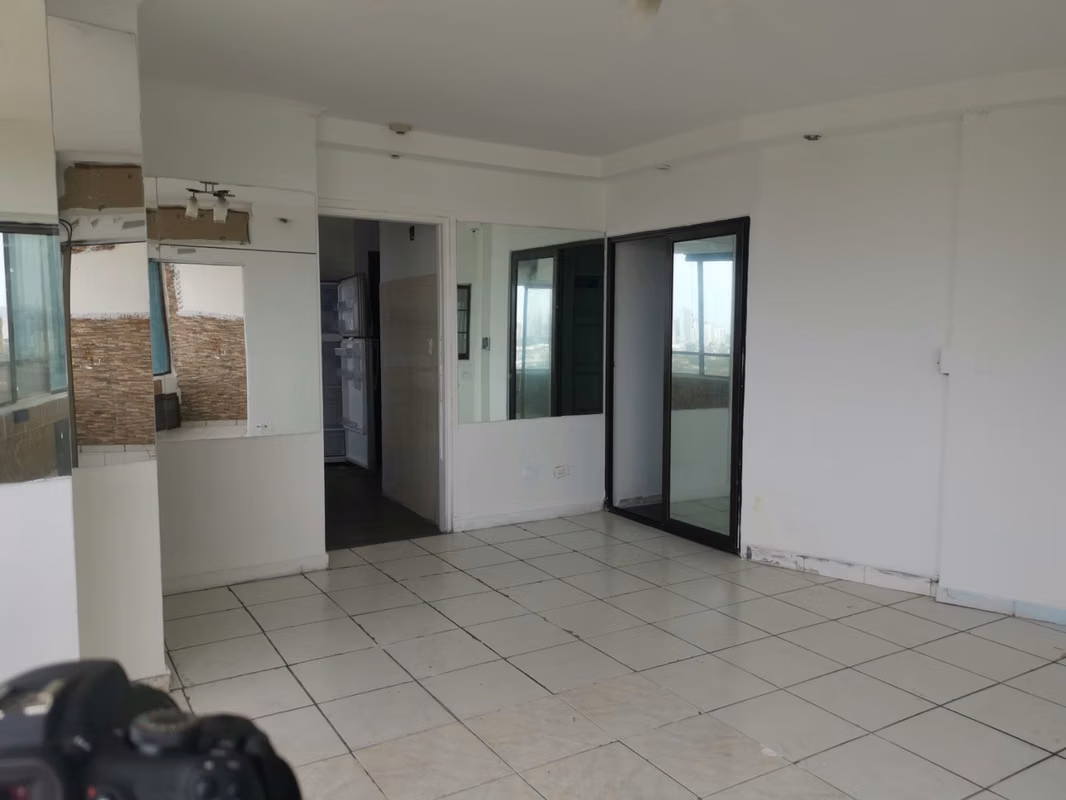 Venta PH Beverly Hills – 110m² 2Rec 2.5Baños $150K KDC