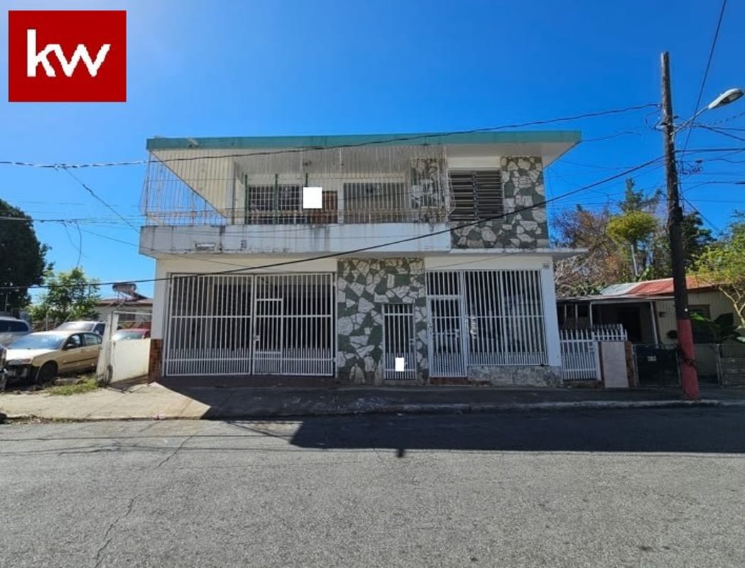 Houses in Santa Isabel For Sale Bo. Pueblo, Casa en Santa Isabel
