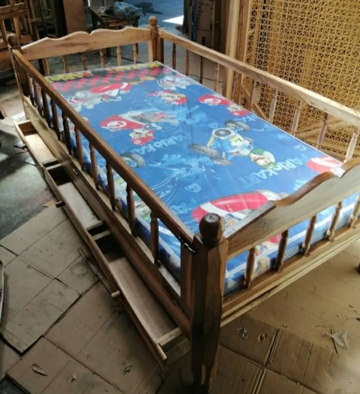 Bedding Bed with rails El Salvador