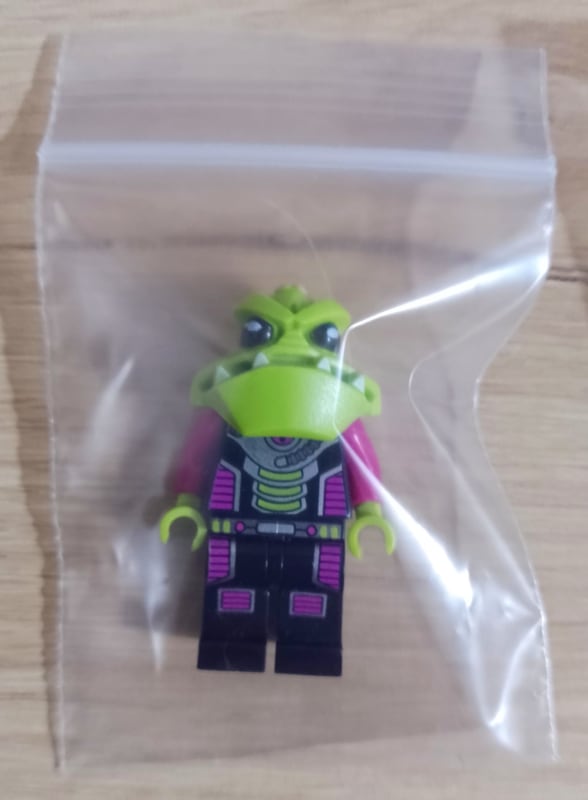 Lego alien trooper outlet