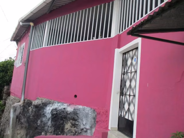 Venta de casa, Colonia el Granjero 2, San Salvador 4 Recamaras por