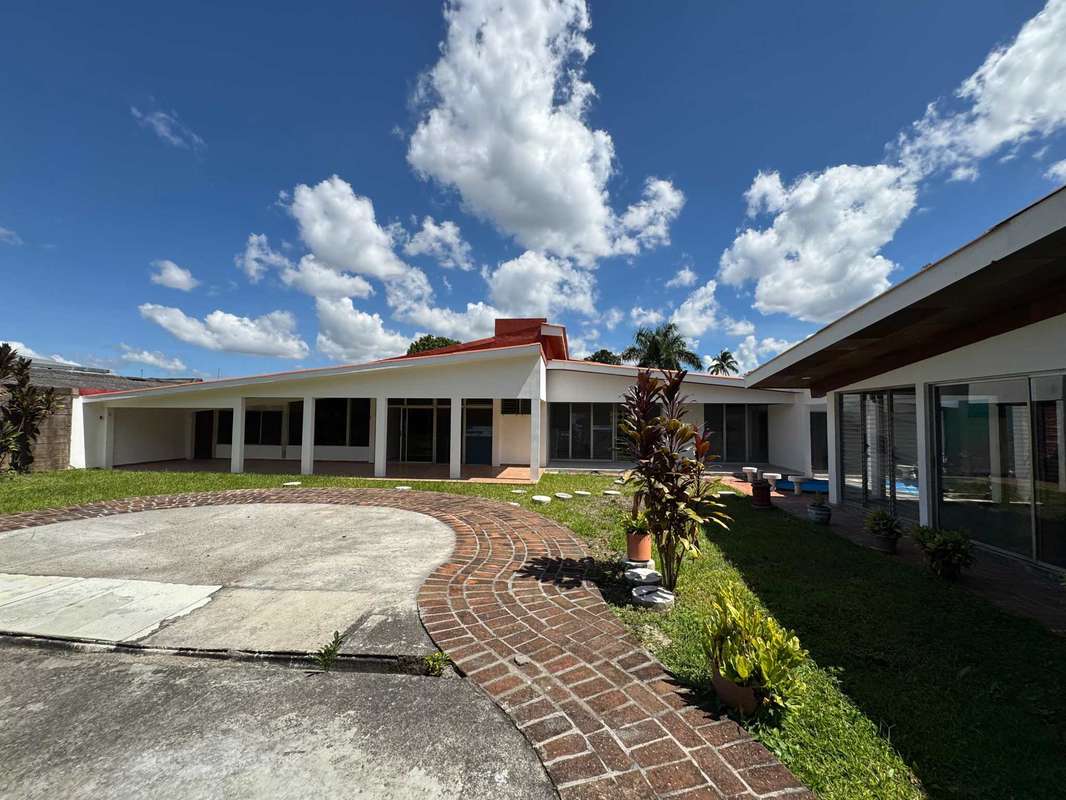 Alquiler de Casas en San Salvador | SE ALQUILA CASA COLONIA SAN ...