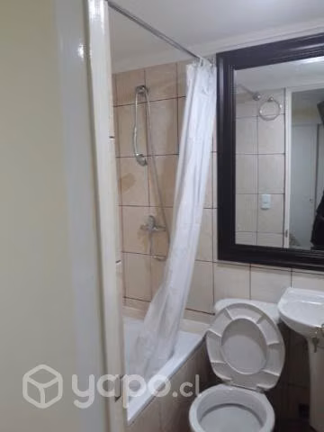 Habitación baño compartido  para pareja o Srta Sola