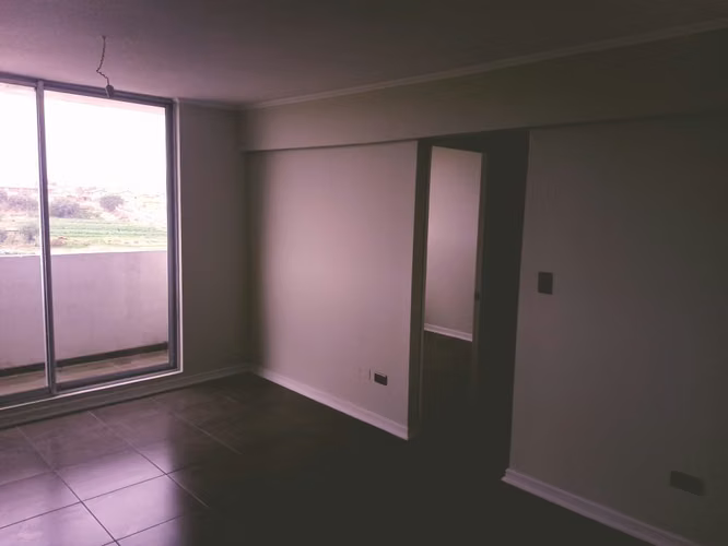 DPTO  3 hab.y 1 baño en condominio.