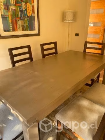 Comedor de durmiente en buen estado