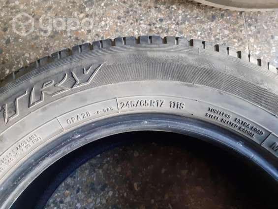 4 neumáticos Toyo 245-65-R17 impecables - Imagen 4