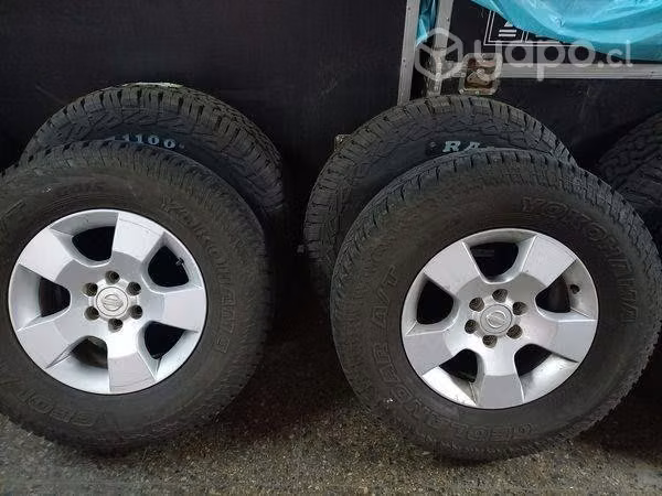 4 llantas con neumáticos Nissan Navarra o NP-300 - Imagen 4