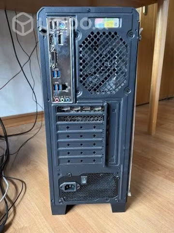 PC GAMER + teclado + mouse + monitor