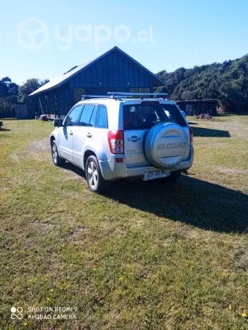 SUZUKI GRAND NOMADE 4x4 2010