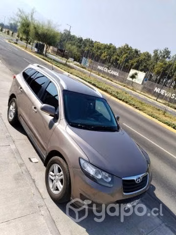 Hyundai santa fe 2011