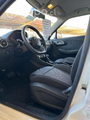 Mg 3 1.5 automático año 2023