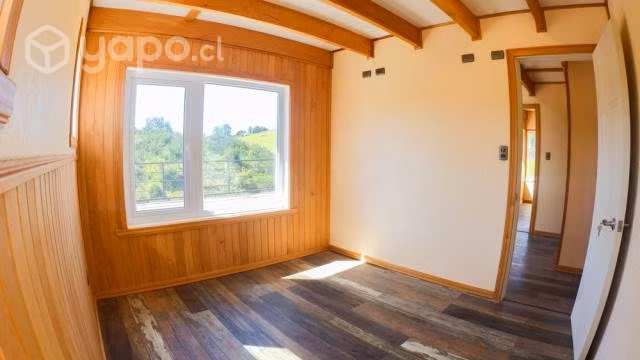 Casa Dos Pisos/ Lomas De Ten-ten/ Castro