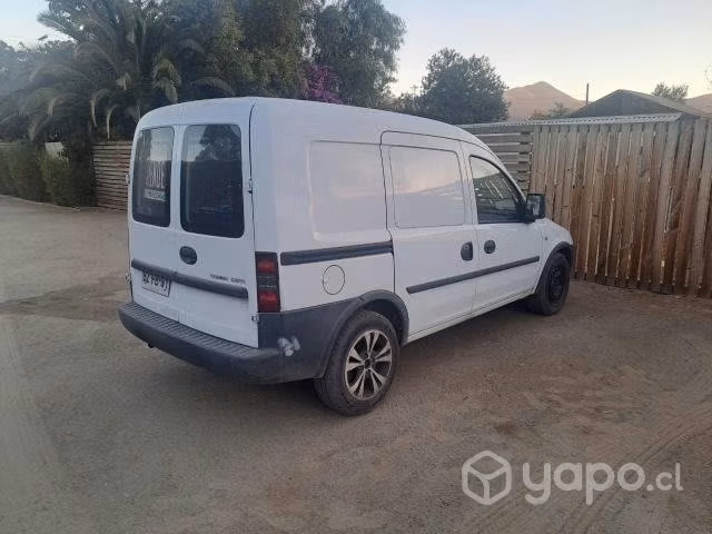 Camioneta 1.3 petrolera combo van