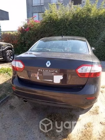 Renault fluence 2015