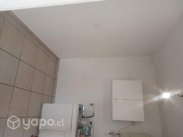 Arriendo casa con ampliación en villa pocuro