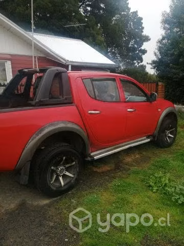 Camioneta L200 - Imagen 9