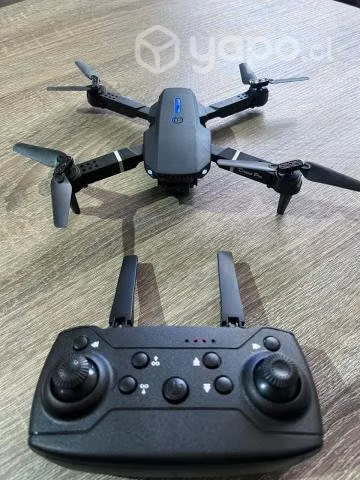 Dron modelo E88
