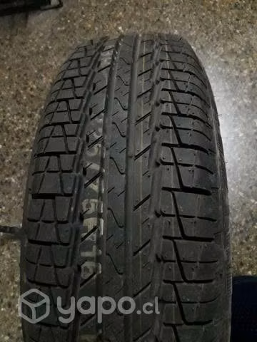 Llanta con neumático nuevo Kumho Mazda BT-50