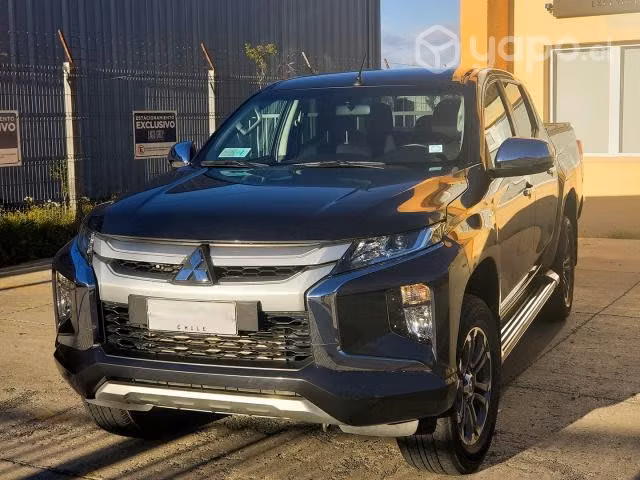 Mitsubishi l200 2021