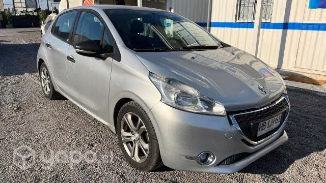 Peugeot 208 2015 - Imagen 2